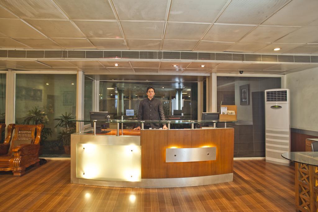 Hotel Om Tower Jaipur Buitenkant foto